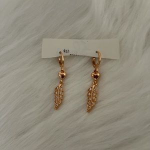 Gold plated earrings